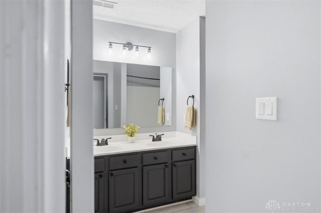 740 Oak Forest Drive, Hamilton Twp, OH 45152