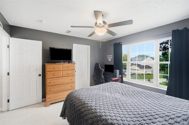 740 Oak Forest Drive, Hamilton Twp, OH 45152