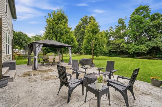 740 Oak Forest Drive, Hamilton Twp, OH 45152