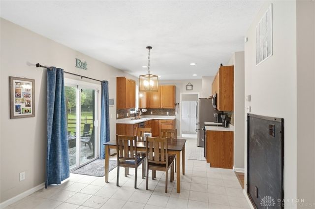 740 Oak Forest Drive, Hamilton Twp, OH 45152