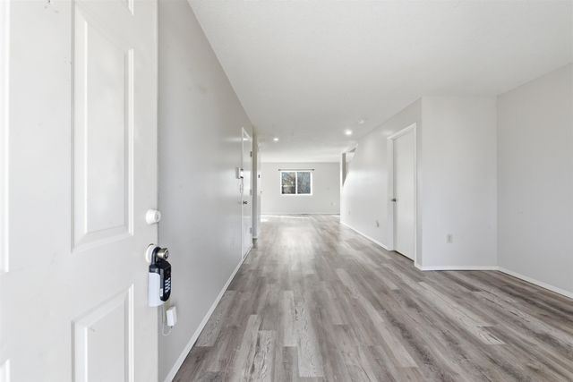 1323 W Nottingham Cir, Wichita, KS 67204