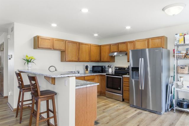 1323 W Nottingham Cir, Wichita, KS 67204