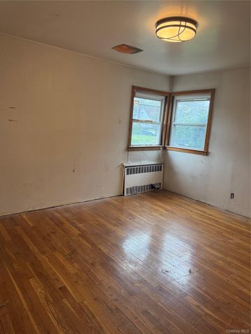 791 Park Avenue, Uniondale, NY 11553