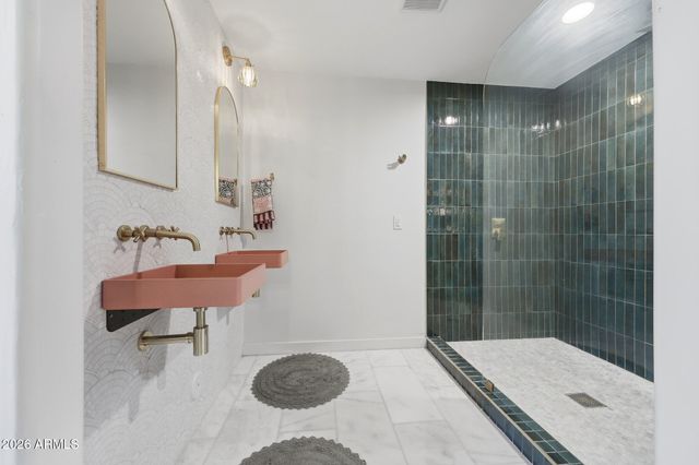 7201 N 22ND Street, Phoenix, AZ 85020