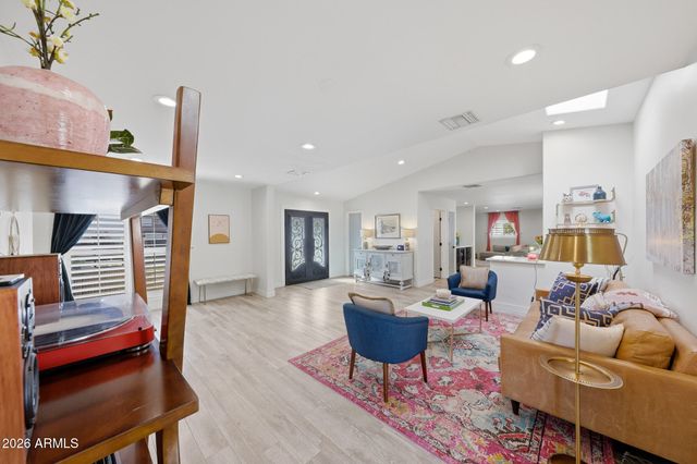 7201 N 22ND Street, Phoenix, AZ 85020