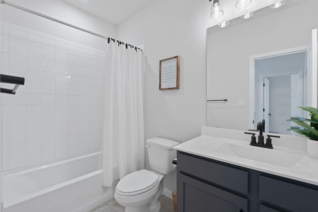 179 Kings Canyon DR, Dripping Springs, TX 78620