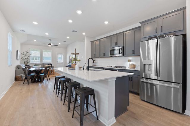 179 Kings Canyon DR, Dripping Springs, TX 78620