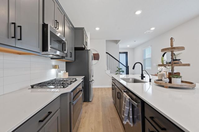179 Kings Canyon DR, Dripping Springs, TX 78620