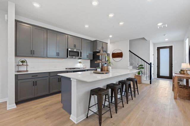179 Kings Canyon DR, Dripping Springs, TX 78620