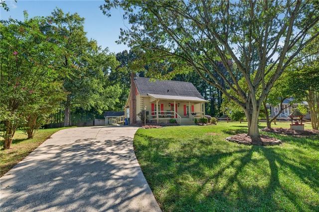 515 Ivey Road, Graham, NC 27253