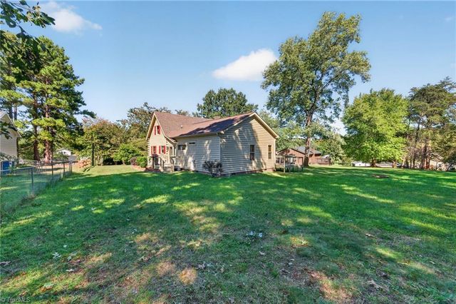 515 Ivey Road, Graham, NC 27253