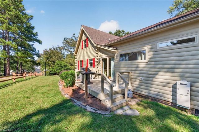 515 Ivey Road, Graham, NC 27253