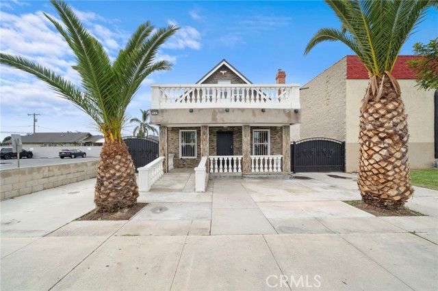 19321 Beach Boulevard, Huntington Beach, CA 92648