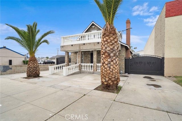 19321 Beach Boulevard, Huntington Beach, CA 92648