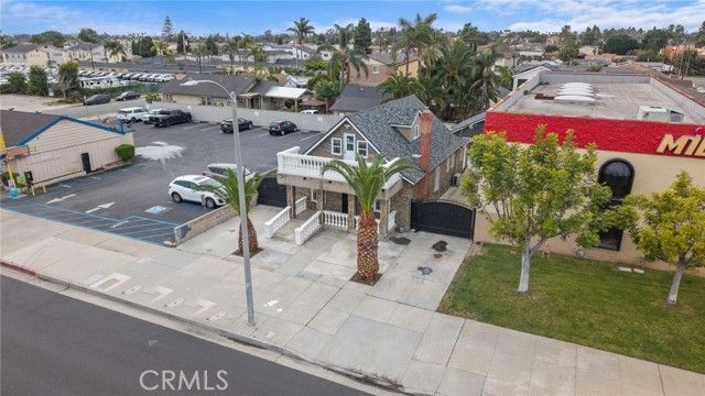 19321 Beach Boulevard, Huntington Beach, CA 92648