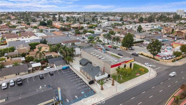 19321 Beach Boulevard, Huntington Beach, CA 92648
