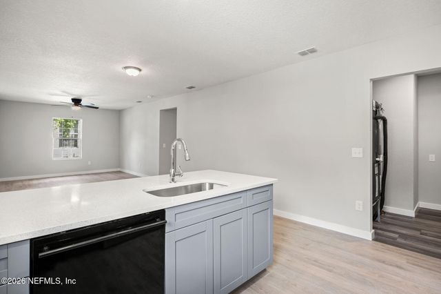 1588 W 15TH Street, Jacksonville, FL 32209