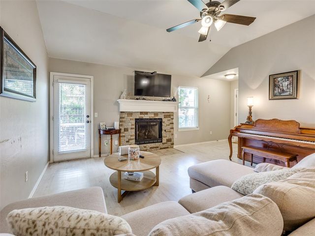 12413 NW 3rd Street, Yukon, OK 73099