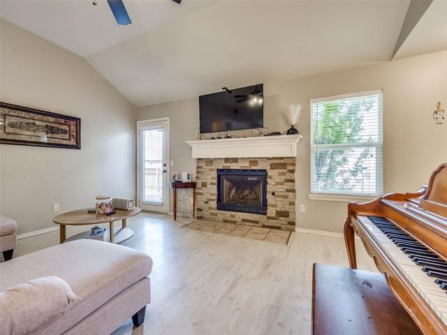 12413 NW 3rd Street, Yukon, OK 73099