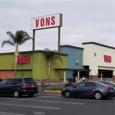 6508 Belmar Avenue, Reseda, CA 91335