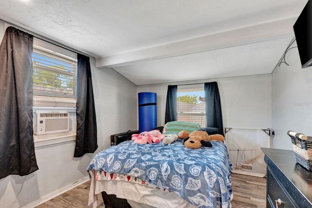 997 28TH AVENUE DRIVE E, Bradenton, FL 34208