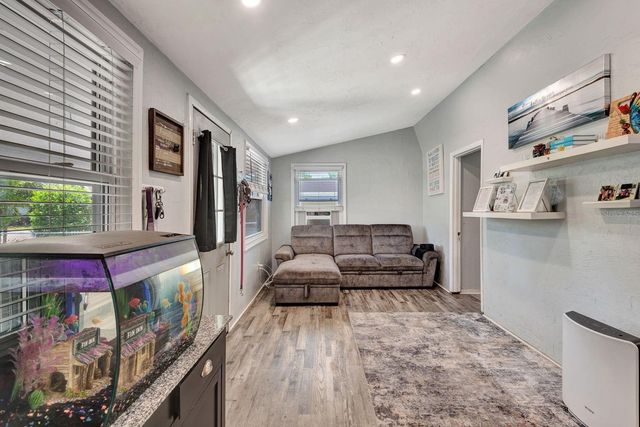 997 28TH AVENUE DRIVE E, Bradenton, FL 34208