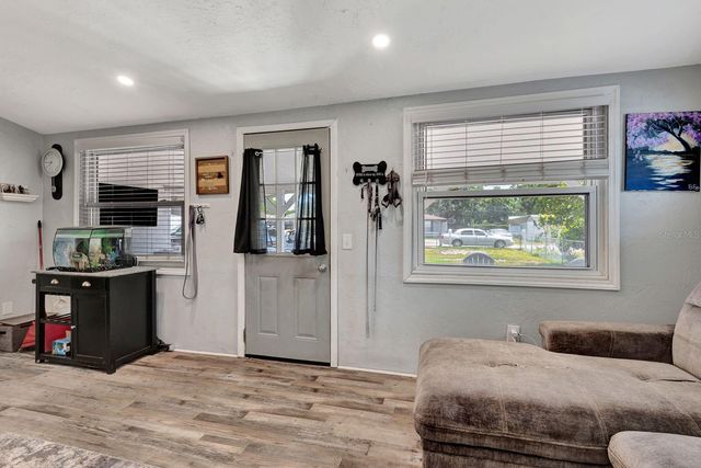 997 28TH AVENUE DRIVE E, Bradenton, FL 34208