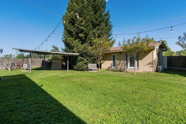 4225 Santa Fe St, Riverbank, CA 95367