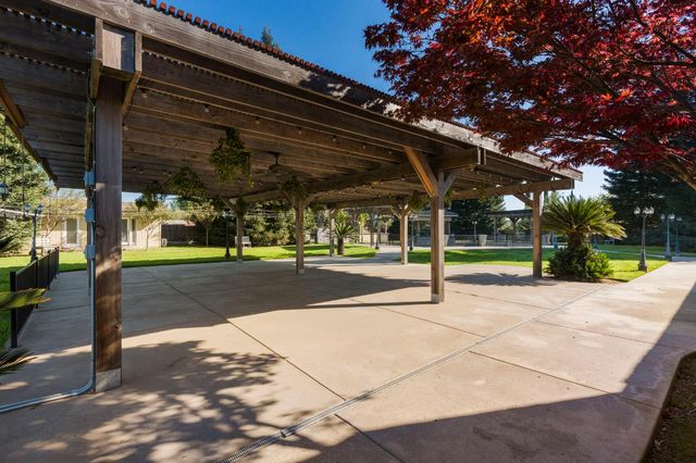 4225 Santa Fe St, Riverbank, CA 95367