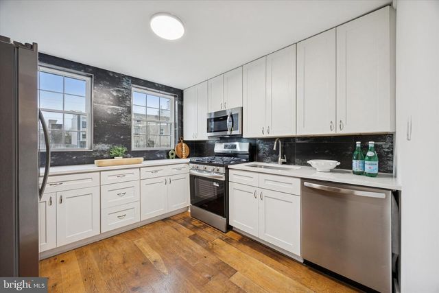 2047 N RANDOLPH ST, Philadelphia, PA 19122