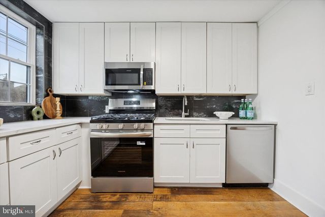 2047 N RANDOLPH ST, Philadelphia, PA 19122