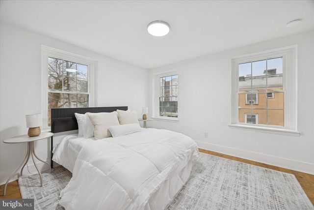 2047 N RANDOLPH ST, Philadelphia, PA 19122