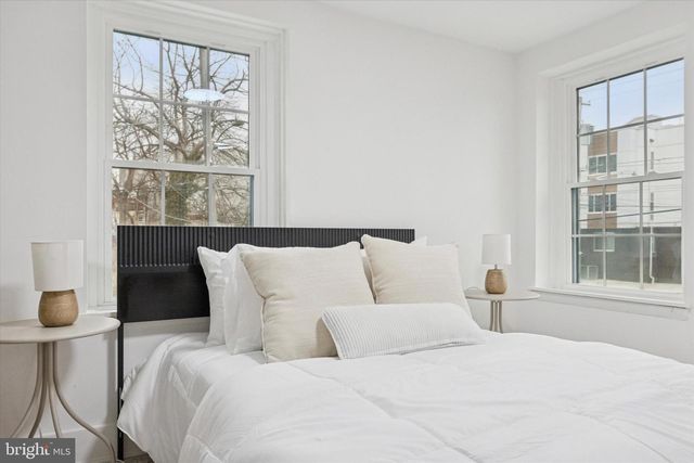 2047 N RANDOLPH ST, Philadelphia, PA 19122