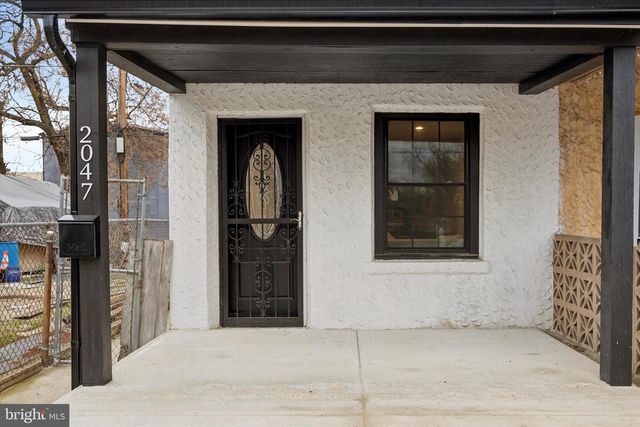 2047 N RANDOLPH ST, Philadelphia, PA 19122