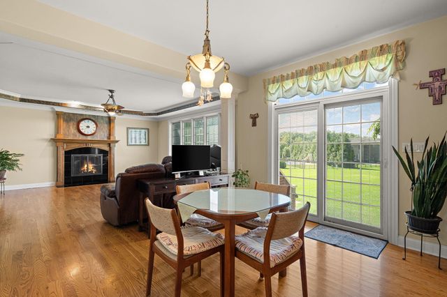 855 Pingel Place, Crown Point, IN 46307