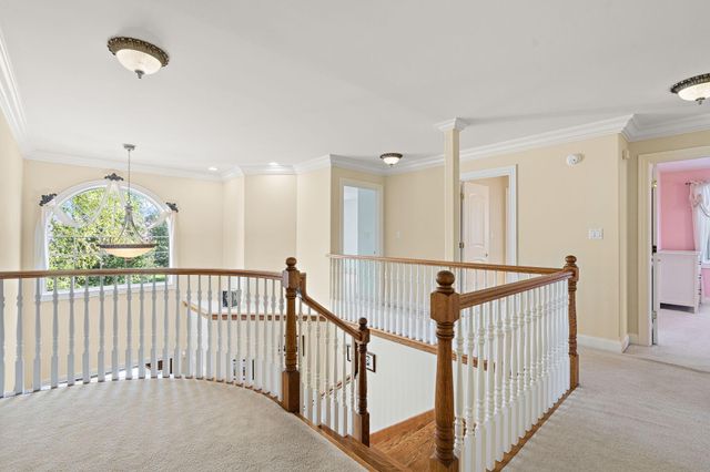 855 Pingel Place, Crown Point, IN 46307