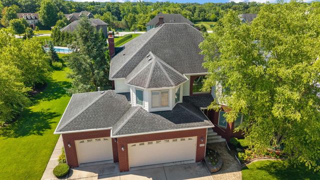 855 Pingel Place, Crown Point, IN 46307