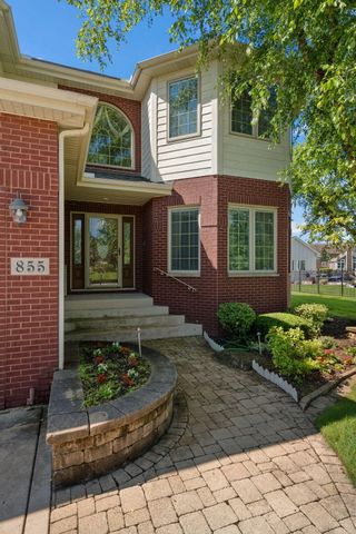 855 Pingel Place, Crown Point, IN 46307