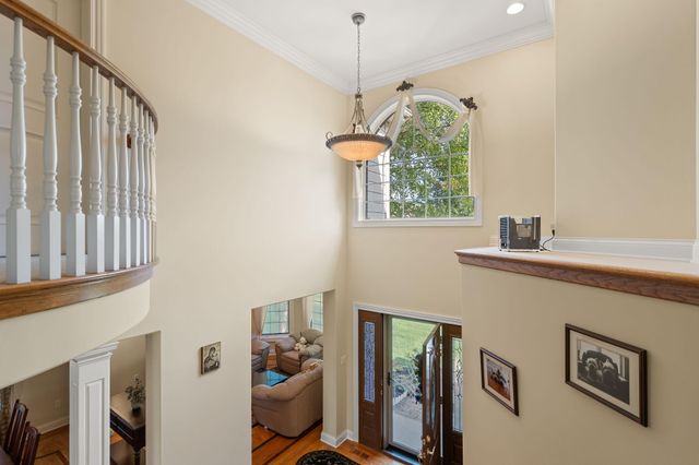 855 Pingel Place, Crown Point, IN 46307