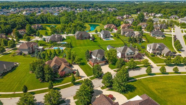 855 Pingel Place, Crown Point, IN 46307