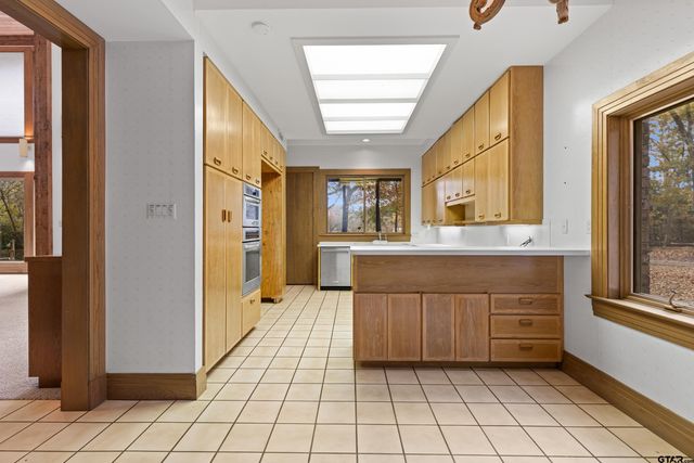 196 N Peaceful Woods Trail, Holly Lake Ranch, TX 75765