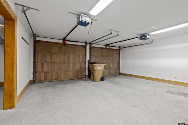 196 N Peaceful Woods Trail, Holly Lake Ranch, TX 75765