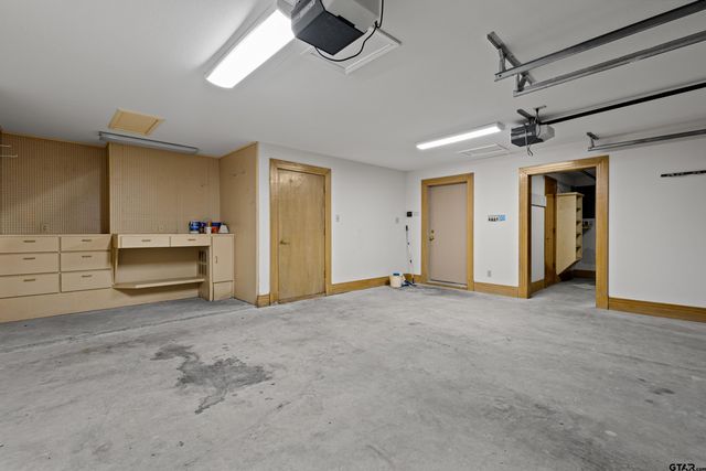 196 N Peaceful Woods Trail, Holly Lake Ranch, TX 75765