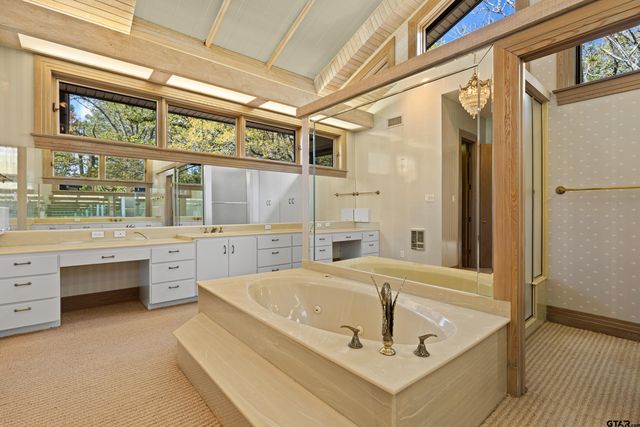 196 N Peaceful Woods Trail, Holly Lake Ranch, TX 75765