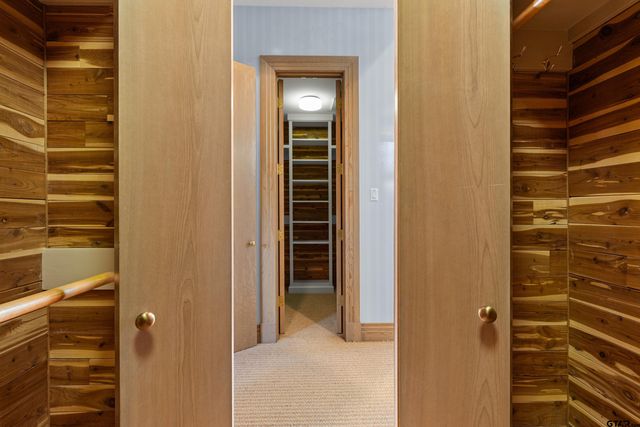 196 N Peaceful Woods Trail, Holly Lake Ranch, TX 75765