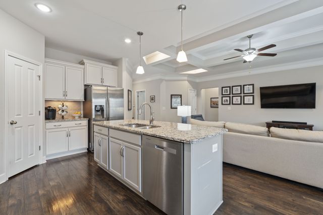 1353 Duns Ln, Nolensville, TN 37135