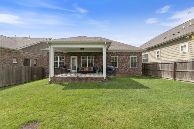 1353 Duns Ln, Nolensville, TN 37135