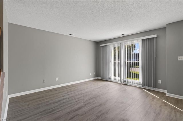 5504 Landings CRST, Virginia Beach, VA 23464