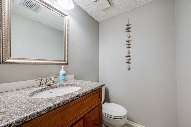 3901 White Oak Court, Flower Mound, TX 75028