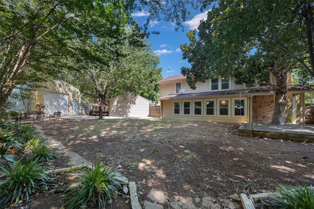 3901 White Oak Court, Flower Mound, TX 75028